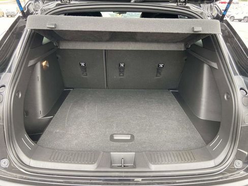 Used 2025 Chevrolet Trax RS w/ Driver Confidence Package image 11