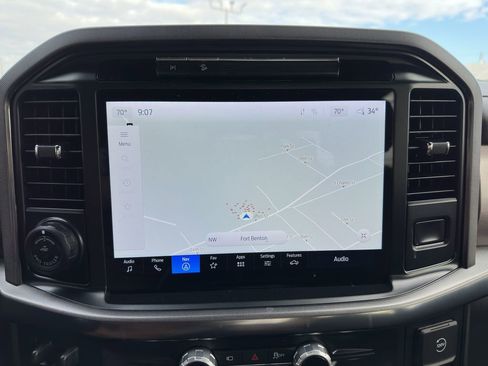 Used 2025 Ford F150 Platinum w/ FX4 Off-Road Package image 12