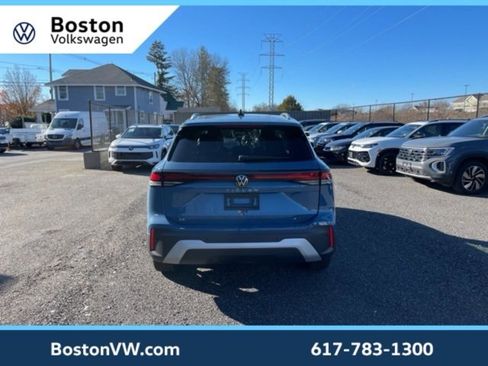 New 2026 Volkswagen Tiguan SE image 3