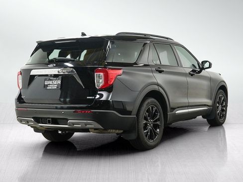 Used 2020 Ford Explorer XLT w/ Equipment Group 202A AWD/4WD image 5