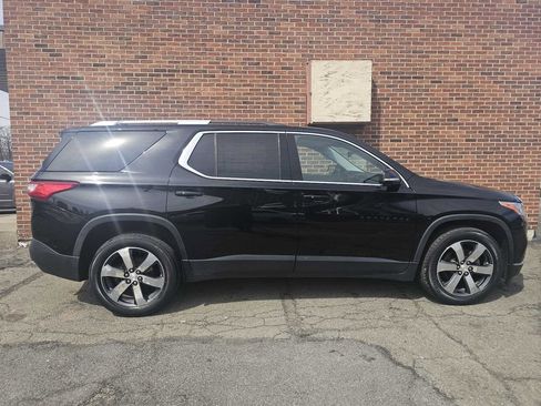 Used 2018 Chevrolet Traverse LT w/ LPO, Floor Liner Package image 2