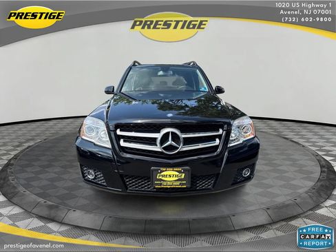 Used 2011 Mercedes-Benz GLK 350 4MATIC image 2