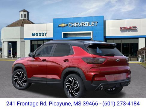 New 2026 Chevrolet TrailBlazer RS FWD image 3