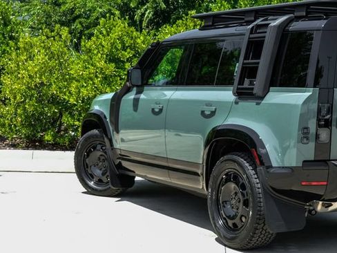 New 2026 Land Rover Defender 110 Trophy Edition AWD/4WD image 12