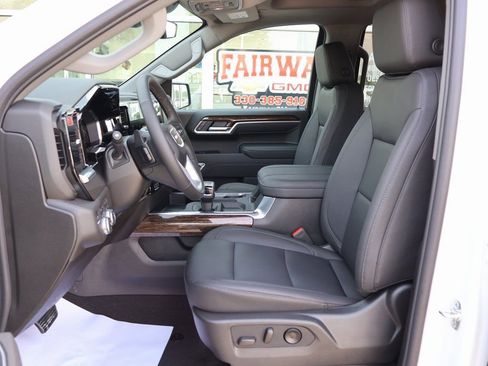 New 2026 GMC Sierra 1500 Elevation w/ Elevation Premium Package AWD/4WD image 13