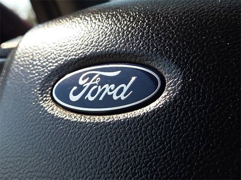 Used 2020 Ford F150 Lariat image 23