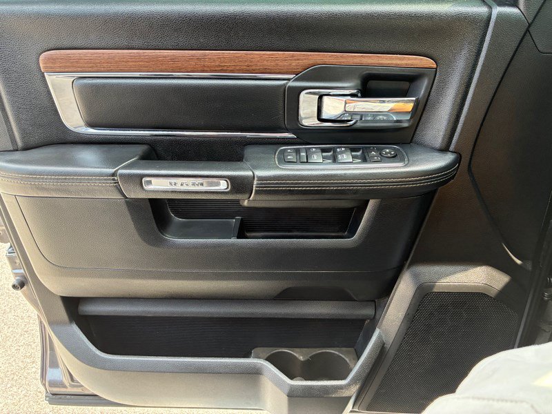 Used 2016 RAM 1500 Laramie w/ Convenience Group RWD image 21