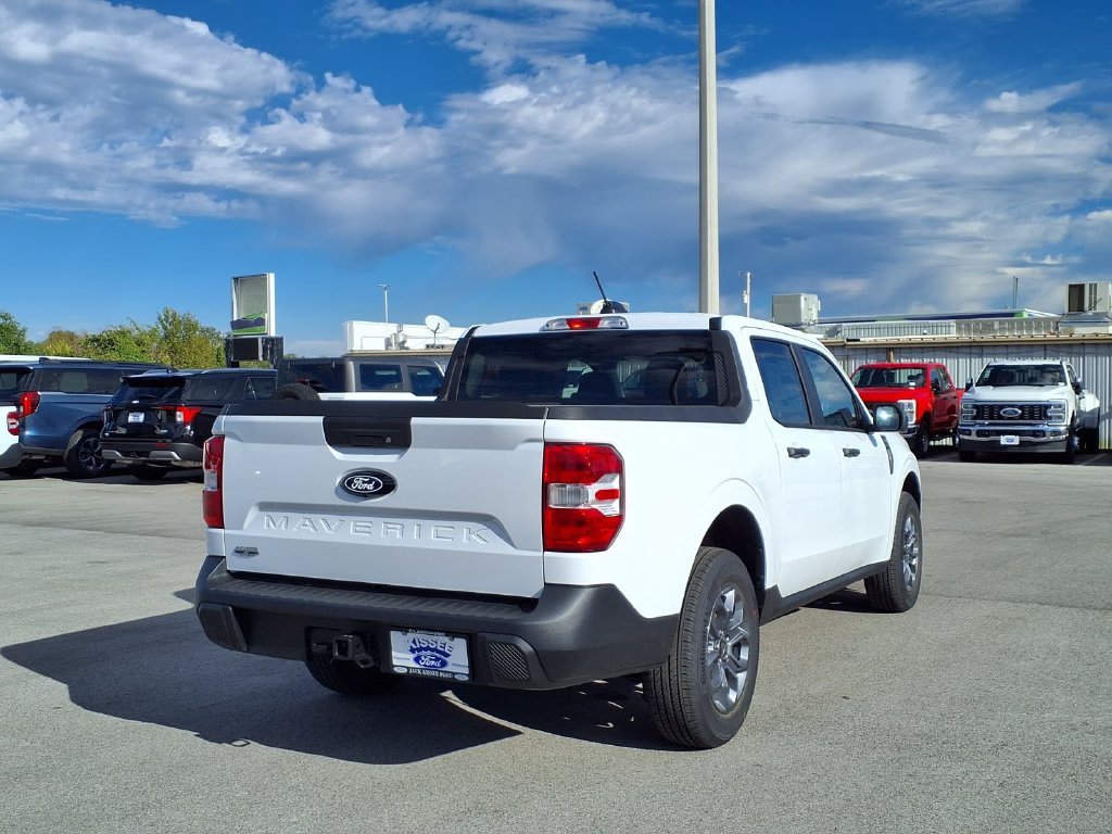 New 2026 Ford Maverick XLT FWD image 10