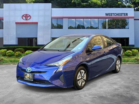 Used 2016 Toyota Prius Three image 8