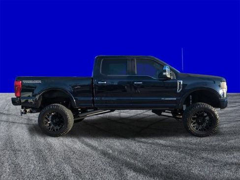 Used 2022 Ford F250 Platinum w/ Tremor Off-Road Package image 3