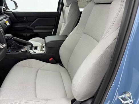 New 2026 Toyota 4Runner SR5 RWD image 28