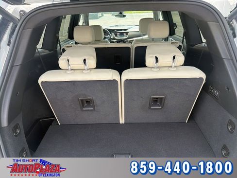 Used 2024 Cadillac XT6 Sport w/ Technology Package AWD/4WD image 23