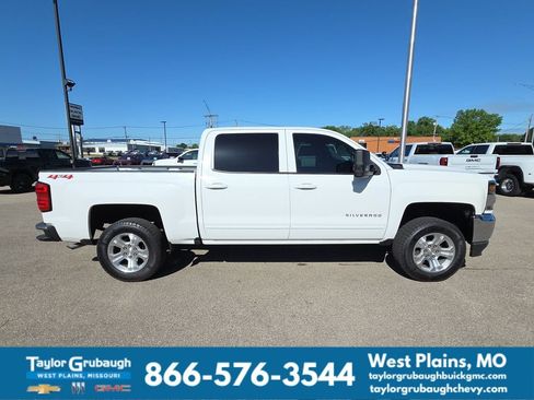 Used 2018 Chevrolet Silverado 1500 LT w/ All Star Edition AWD/4WD image 10