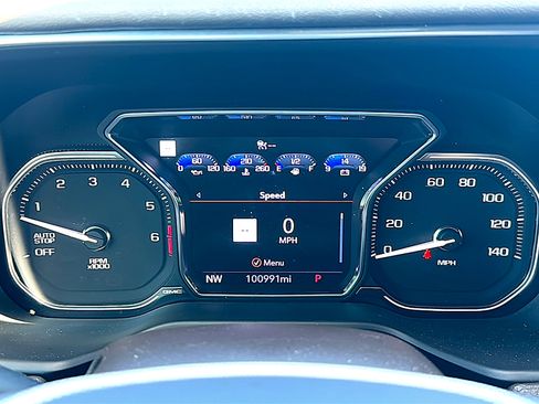 Used 2021 GMC Yukon Denali w/ Denali Premium Package image 26