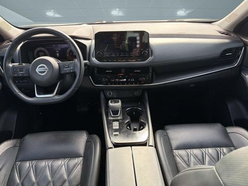 Used 2021 Nissan Rogue Platinum FWD image 15