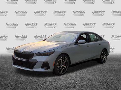 New 2026 BMW 530i 530i w/ M Sport Package image 5