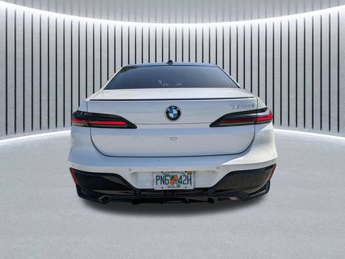 Used 2024 BMW 740i RWD image 5