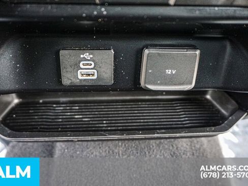 Used 2025 Ford F250 XLT image 41