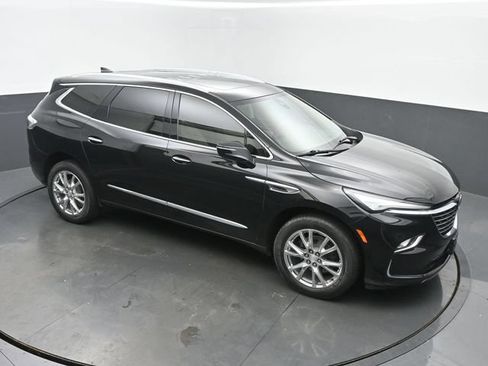 Used 2022 Buick Enclave Essence w/ Experience Buick Package FWD image 43
