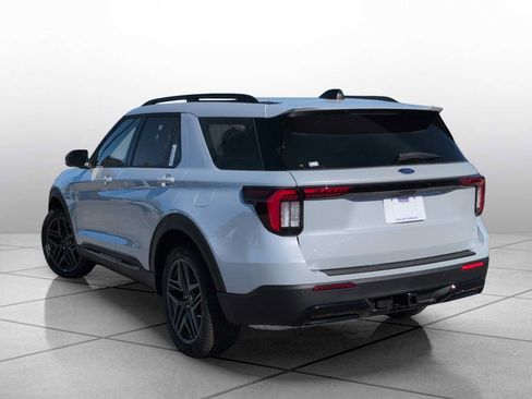 New 2026 Ford Explorer ST-Line w/ ST-Line Street Pack RWD image 13