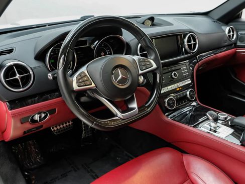 Used 2020 Mercedes-Benz SL 450 w/ Premium Package image 10