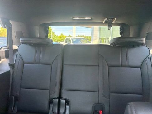 Used 2021 Chevrolet Tahoe RST w/ Luxury Package AWD/4WD image 18