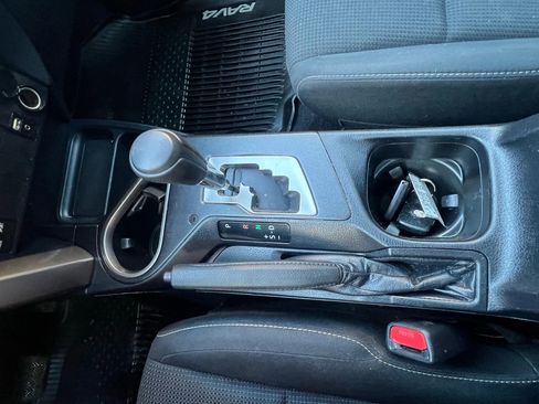 Used 2018 Toyota RAV4 XLE w/ Plus Extra Value Package image 18