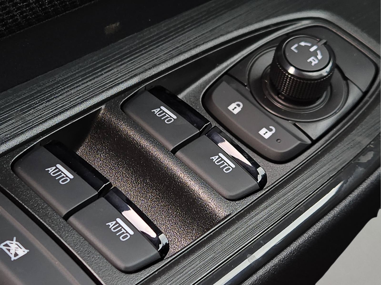 New 2026 Subaru Outback Limited AWD/4WD image 18