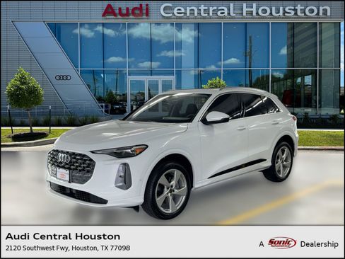 New 2025 Audi Q5 Premium Plus image 1