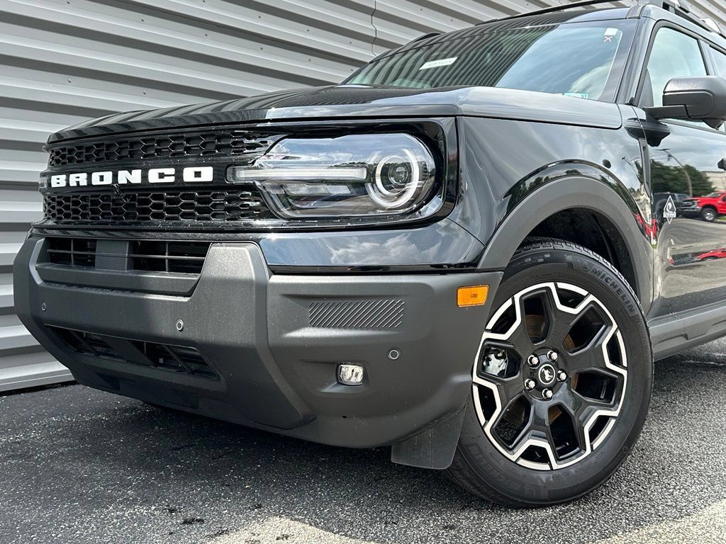 New 2026 Ford Bronco Sport Outer Banks w/ Outer Banks Tech Package+ AWD/4WD image 32