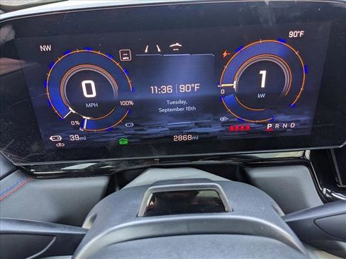 Used 2024 Chevrolet Silverado EV RST AWD/4WD image 12