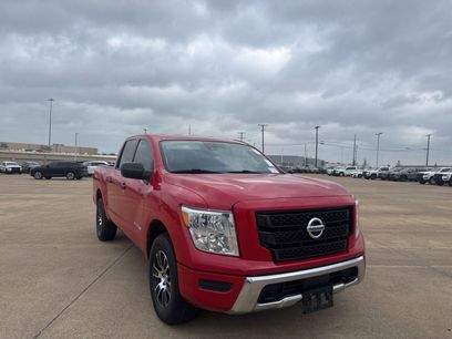 Used 2022 Nissan Titan SV