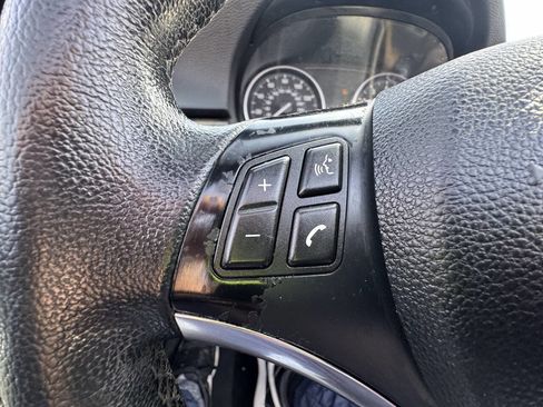 Used 2010 BMW 328i Convertible image 49