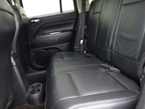 Used 2017 Jeep Compass High Altitude image 12