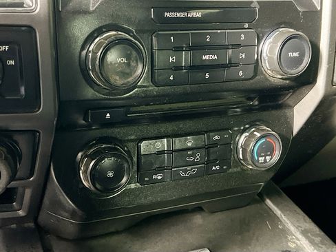 Used 2017 Ford F150 XLT w/ Equipment Group 301A Mid image 23