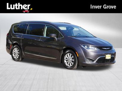 Used 2018 Chrysler Pacifica Touring-L