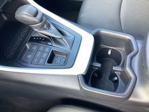 Used 2025 Toyota RAV4 XLE image 28