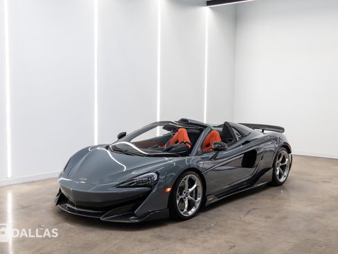 Used 2020 McLaren 600LT Spider RWD image 1