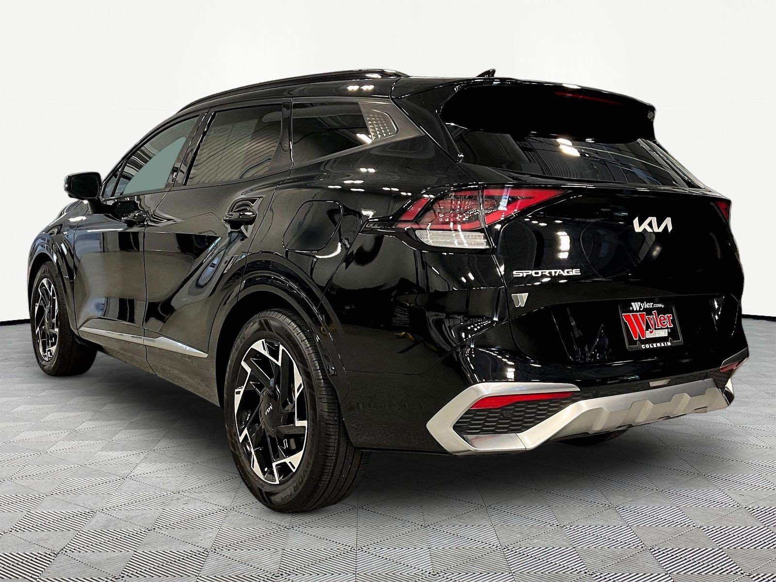 Used 2024 Kia Sportage SX FWD image 4