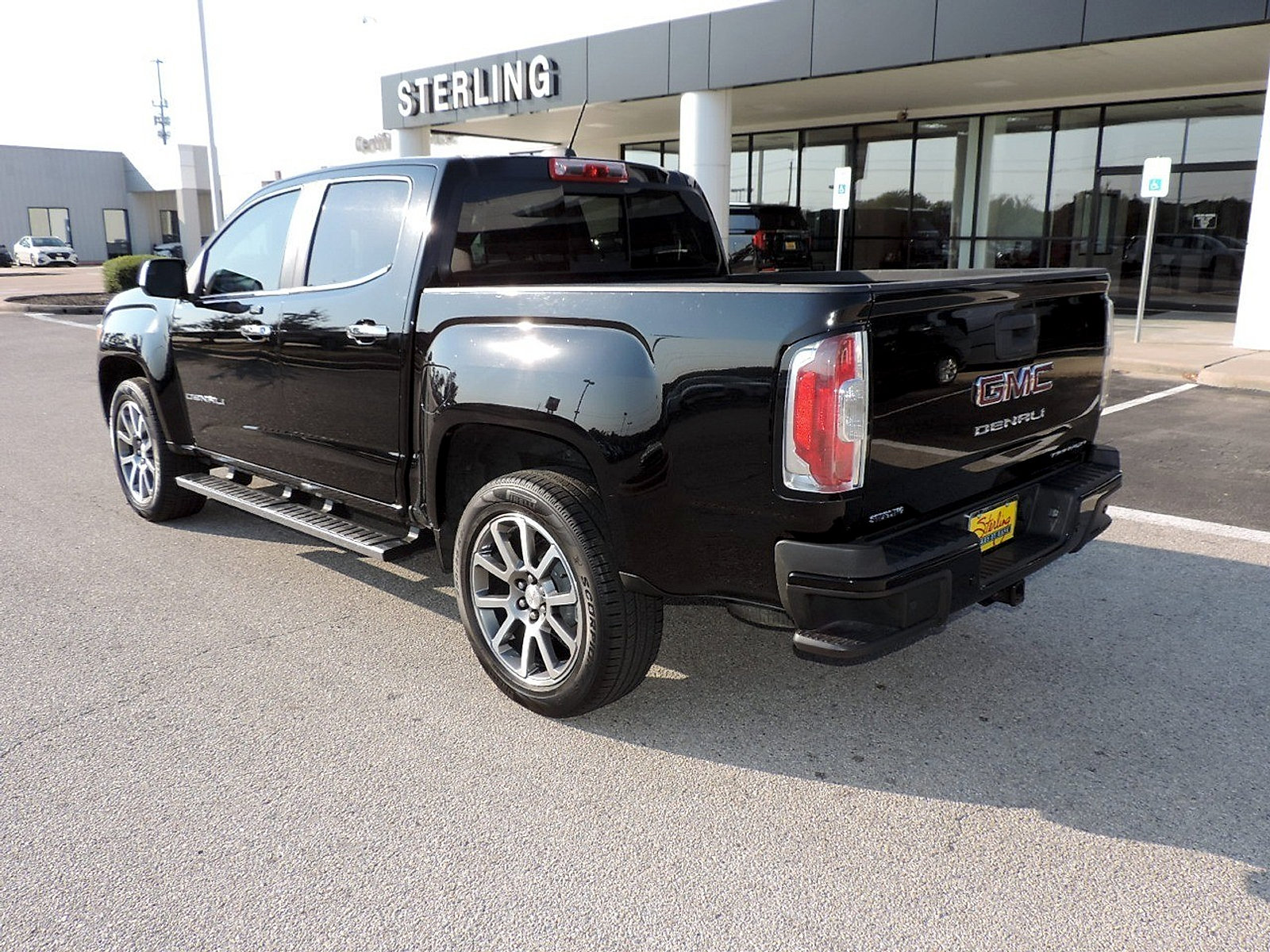 Used 2021 GMC Canyon Denali AWD/4WD image 7