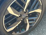 New 2025 Nissan Versa SR w/ Trunk Package image 5