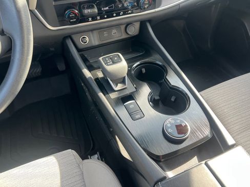 Certified 2023 Nissan Rogue SV AWD/4WD image 14