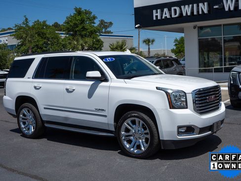 Used 2017 GMC Yukon SLT w/ Premium Edition image 1