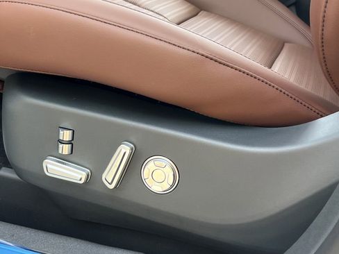 New 2026 Lincoln Nautilus Reserve AWD/4WD image 15