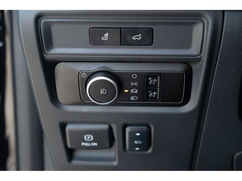 Used 2024 Ford Expedition Limited RWD image 31