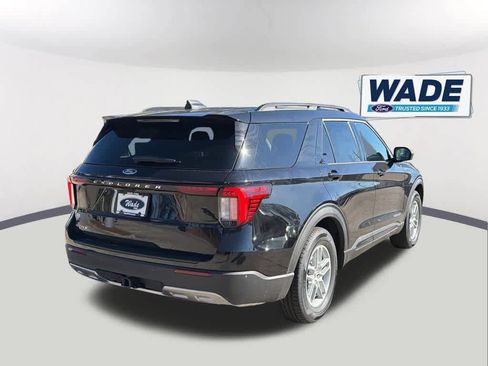 New 2026 Ford Explorer Active w/ Active Comfort Package image 5