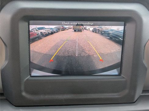 Used 2022 Jeep Wrangler Sport S image 27