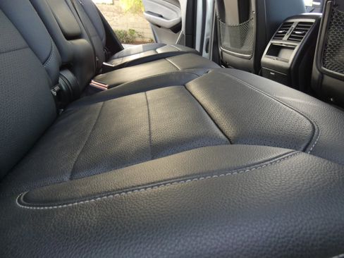 Used 2015 Mercedes-Benz ML 350 4MATIC image 46