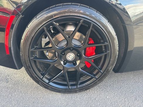 Used 2014 Chevrolet Corvette Stingray Coupe w/ 2LT Preferred Equipment Group image 9