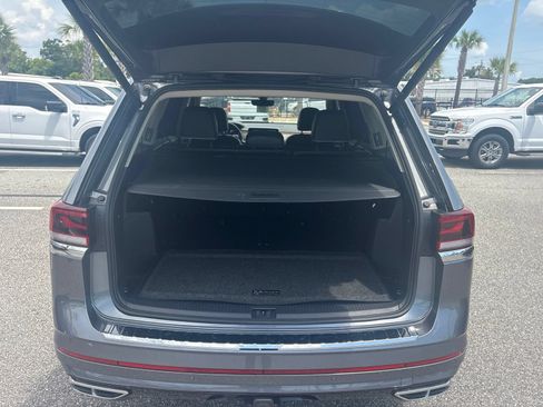 Used 2024 Chevrolet Tahoe LT RWD image 40